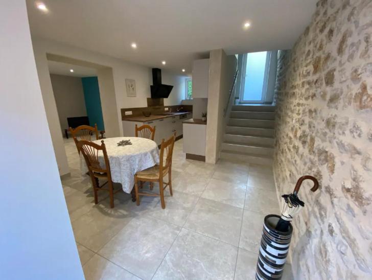 Maison Neuve Tout Confort, Deux Chambres Saint-Martin-du-Mont Extérieur photo